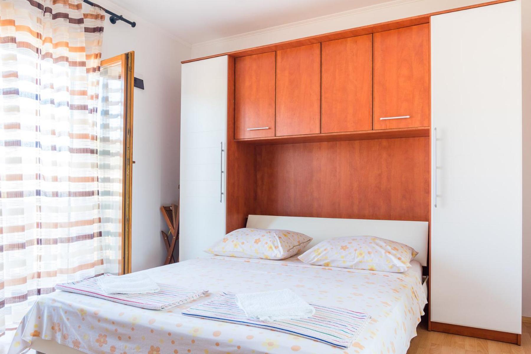 Apartmani Fides 鲁巴达 客房 照片